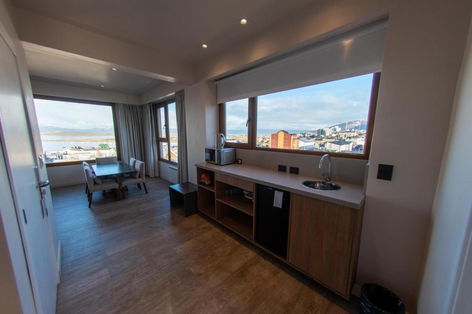 Del Bosque Apart Hotel Ushuaia Bagian luar foto