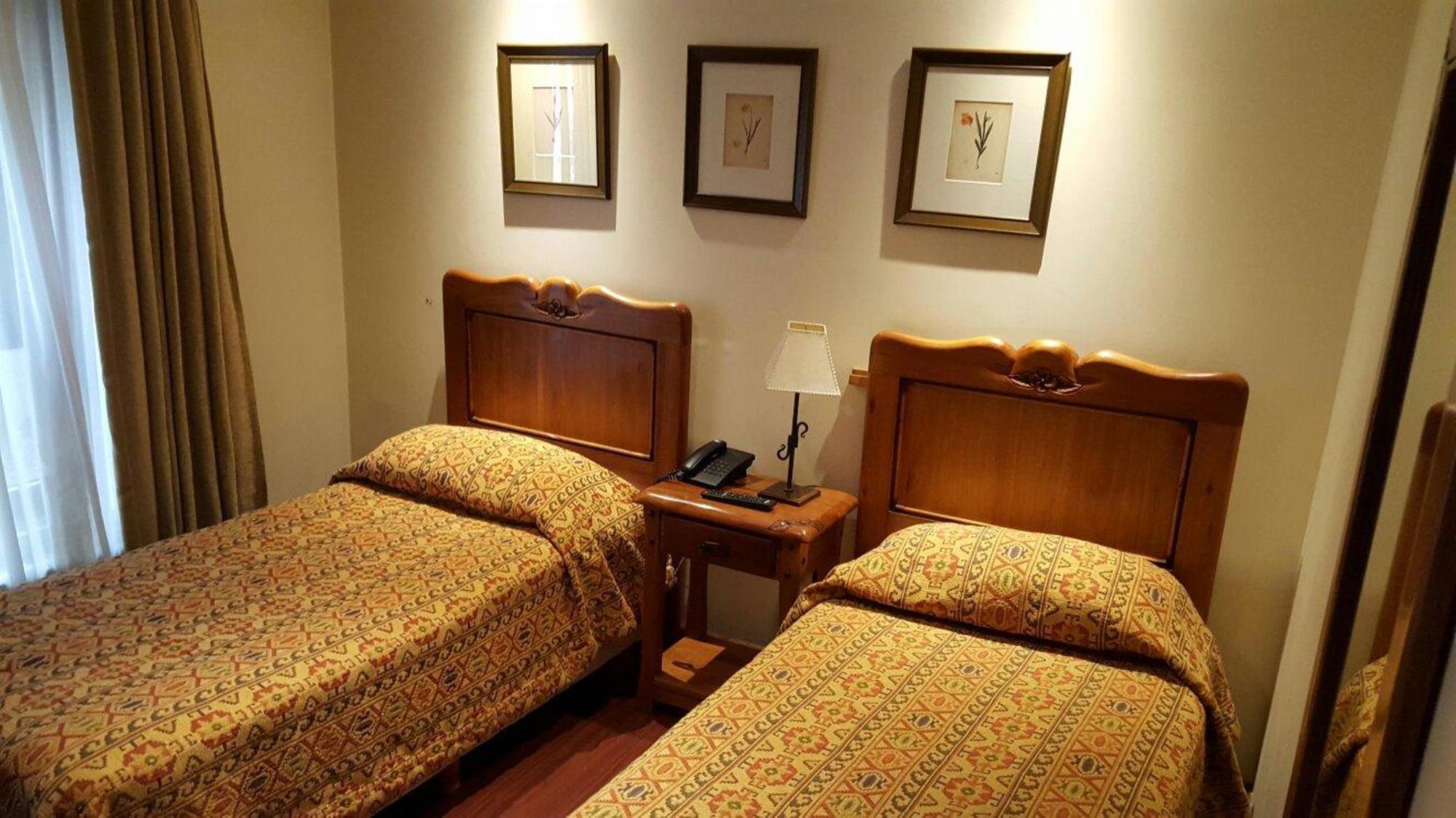 Del Bosque Apart Hotel Ushuaia Bagian luar foto